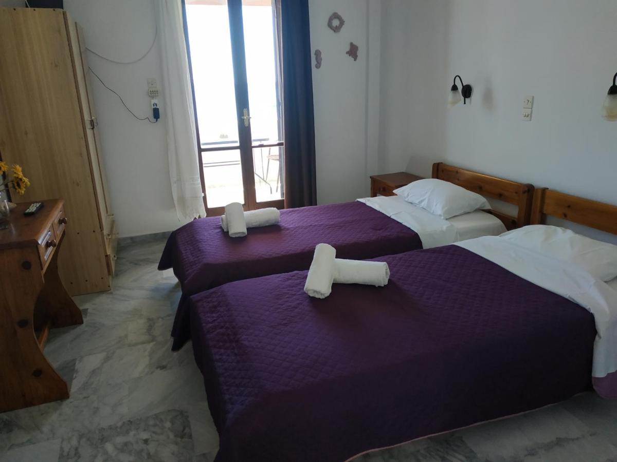 Παραθαλασσια Στουντιο Μιχαλιας Sea View Studio Michalias Agia Marina  Экстерьер фото