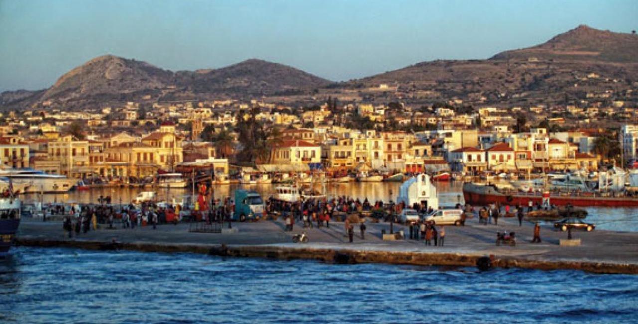 Παραθαλασσια Στουντιο Μιχαλιας Sea View Studio Michalias Agia Marina  Экстерьер фото